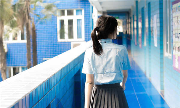 古城如何找到一个可以帮助我生孩子的女人？